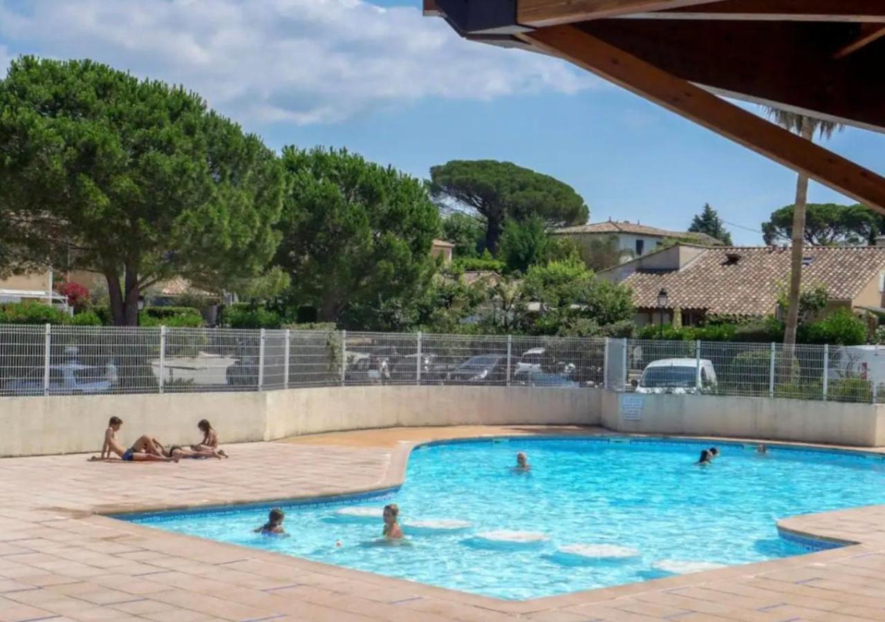 Bastidon Paisible Dans Residence Avec Piscine Fréjus Exteriör bild