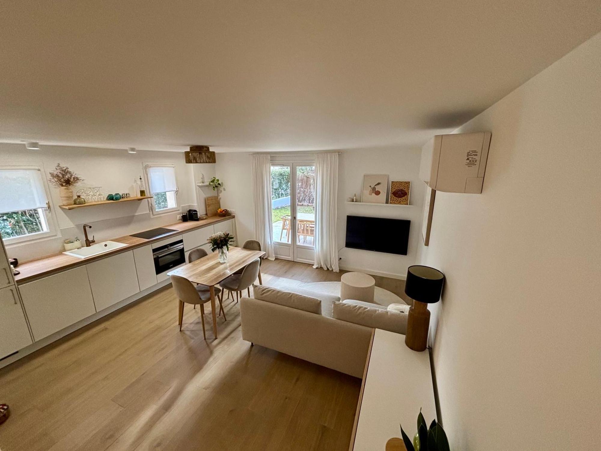 Bastidon Paisible Dans Residence Avec Piscine Fréjus Exteriör bild