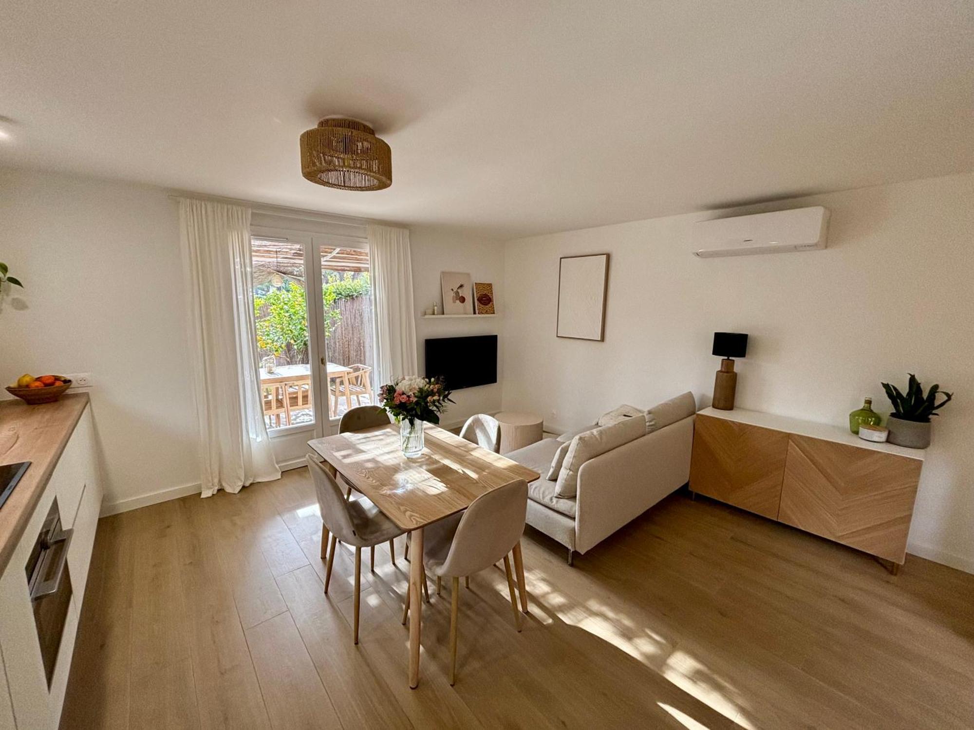 Bastidon Paisible Dans Residence Avec Piscine Fréjus Exteriör bild
